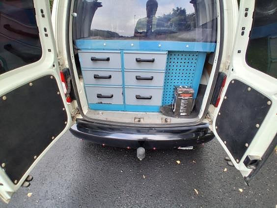 VW caddy a-traktor, diesel, manuell 6 of 7