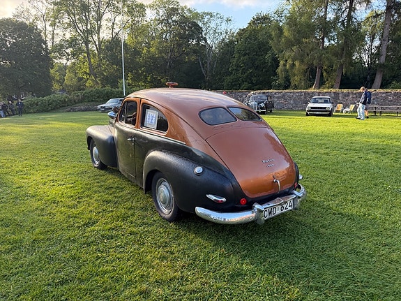 Volvo PV 4 of 15