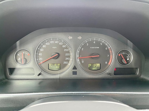 Volvo V70 13 of 13