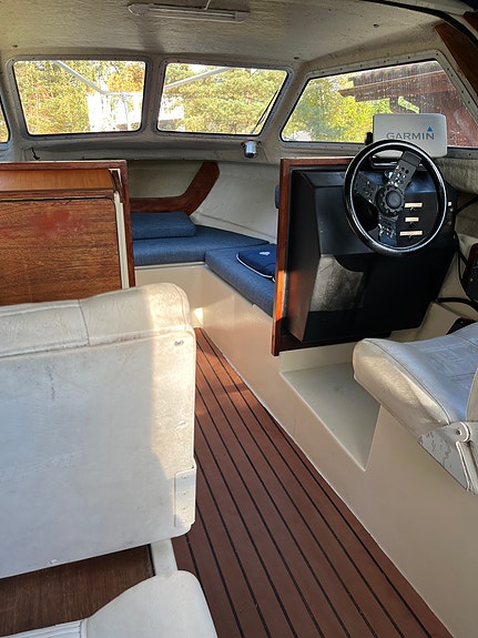 Flipper 575 5 of 13