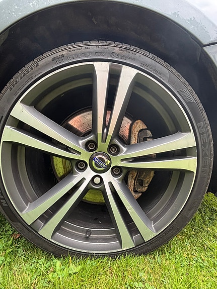 Volvo V40 7 of 8