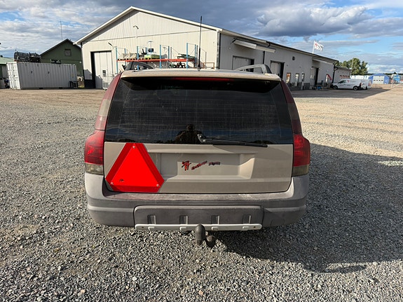 Volvo XC70 30 of 30
