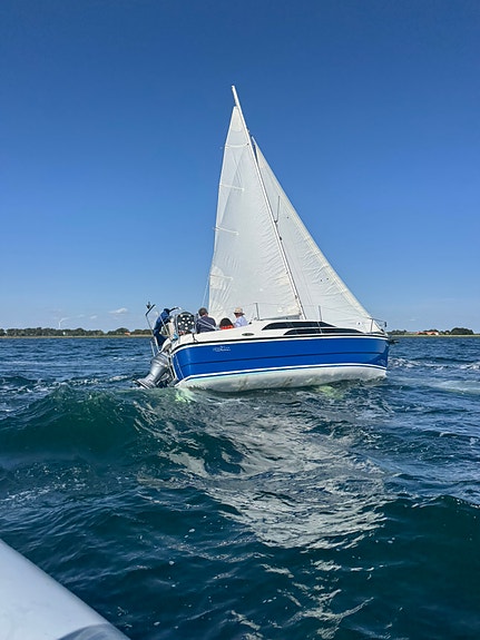 MacGregor 26M 3 of 4