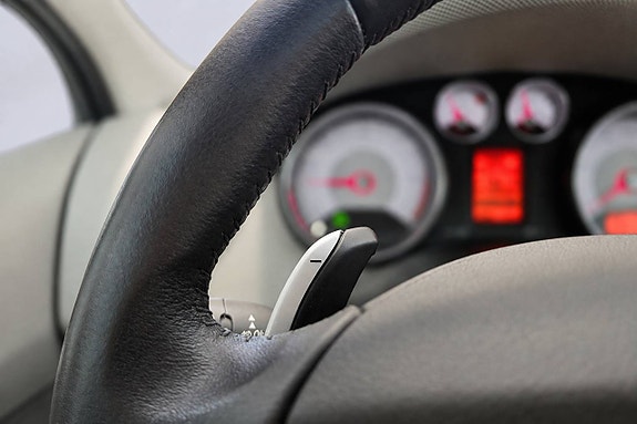 Peugeot 308 16 of 26