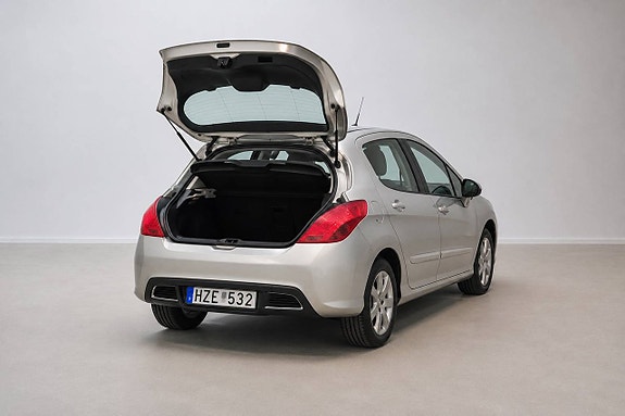 Peugeot 308 7 of 26