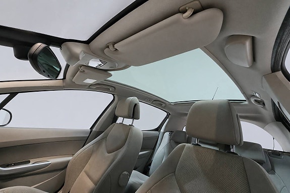 Peugeot 308 23 of 26
