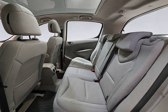 Peugeot 308 24 of 26
