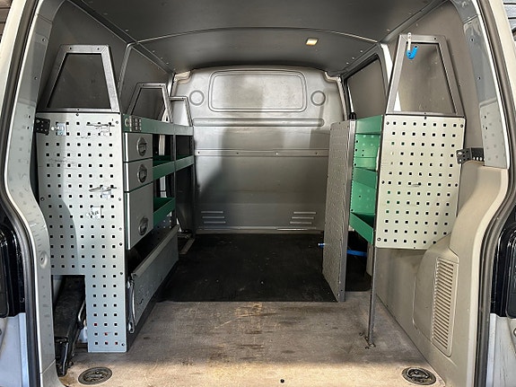 Volkswagen Transporter 15 of 21