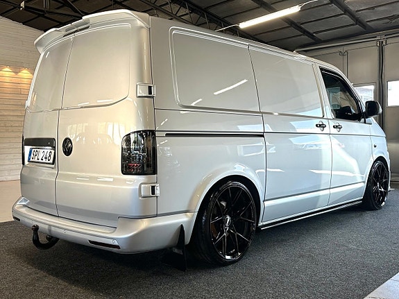 Volkswagen Transporter 4 of 21