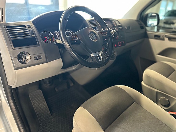 Volkswagen Transporter 17 of 21