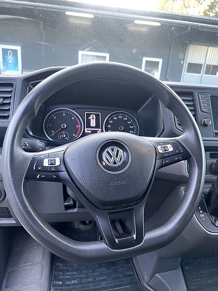 Volkswagen Crafter 35 17 of 19