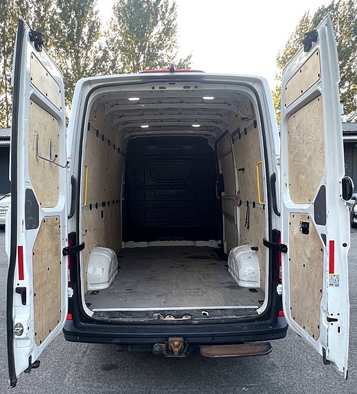 Volkswagen Crafter 35 13 of 19