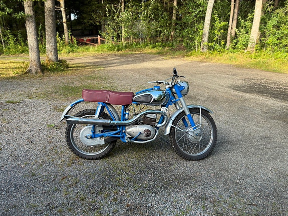 Monark Arrow 2 of 4
