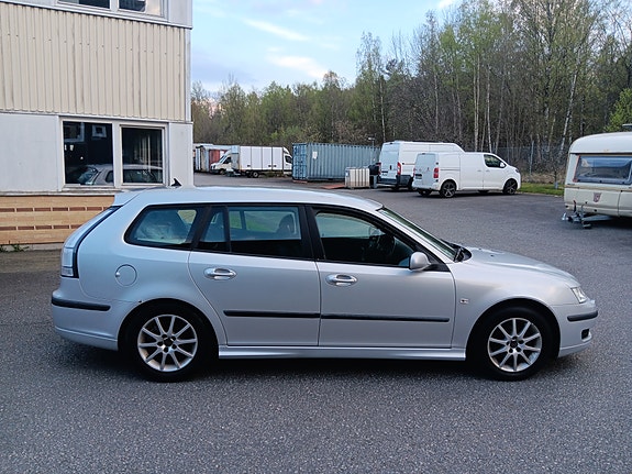 Saab 9-3 4 of 12