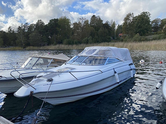Ryds 23 DC 2006 Mercruiser 4,3 MPI Alpha One Teak 4–5 sovplatser  210 000 kr 3 of 11