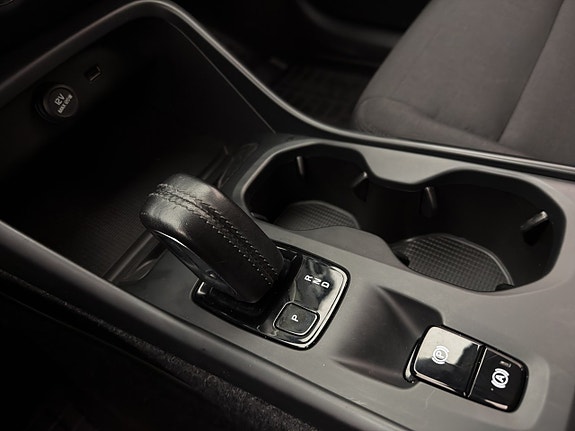 Volvo XC40 24 of 30