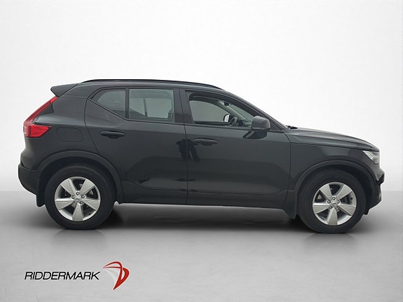 Volvo XC40 9 of 30