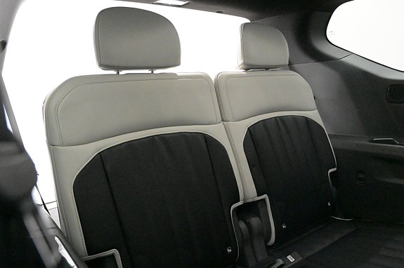 Kia EV9 23 of 27