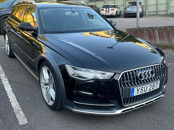 Audi A6 allroad 2 of 13