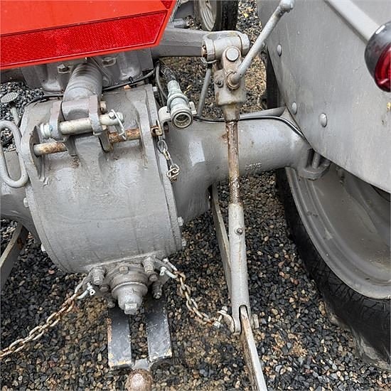 Massey Ferguson MF35 - 1,4 ton - Video! 20 of 30