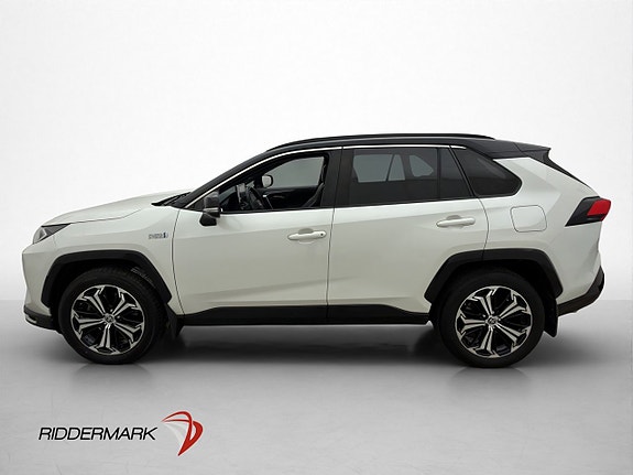 Toyota RAV4 4 of 30