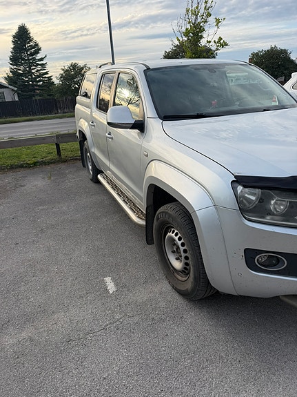Volkswagen Amarok 3 of 5