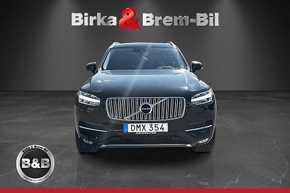 Volvo XC90 19 of 26