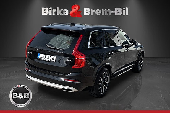 Volvo XC90 23 of 26