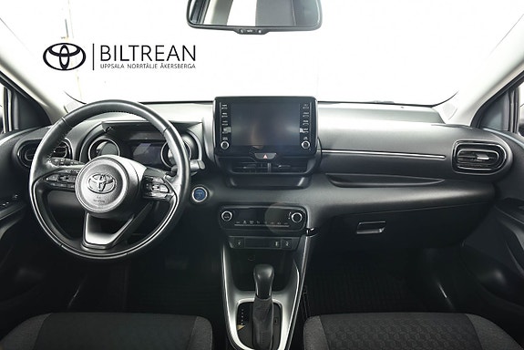 Toyota Yaris 8 of 14