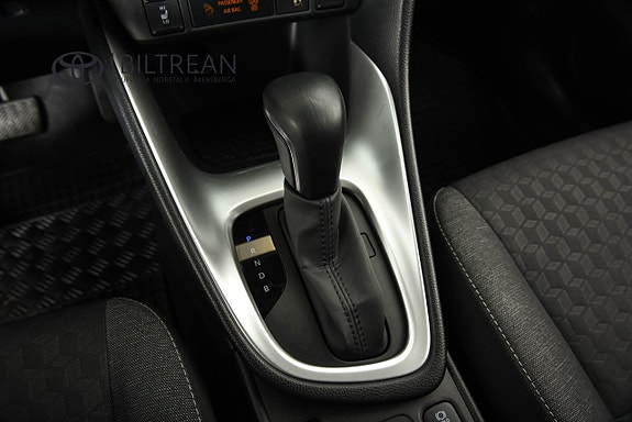 Toyota Yaris 10 of 14
