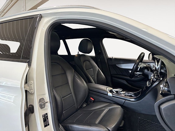 Mercedes-Benz C300 d 15 of 21