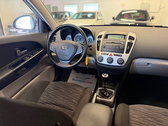 Kia Ceed 11 of 11