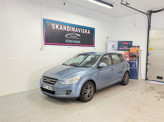 Kia Ceed 4 of 11