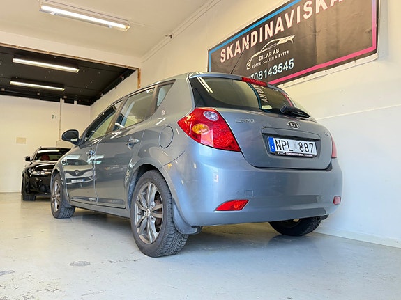 Kia Ceed 5 of 11