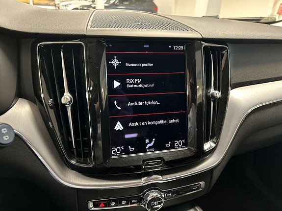 Volvo XC60 14 of 17