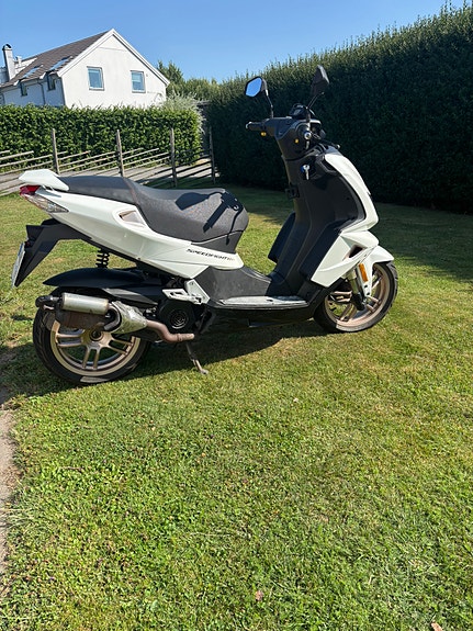 Peugeot Speedfight 4 3 of 5