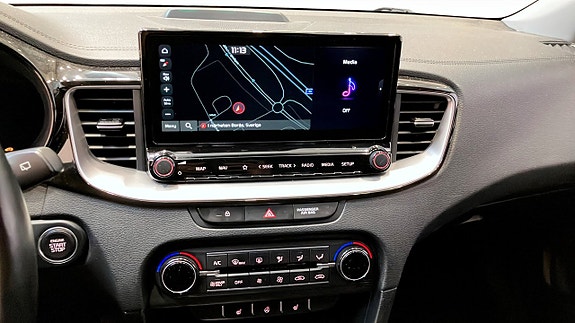 Kia XCeed 12 of 16