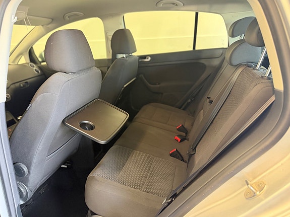 Volkswagen Golf Plus 13 of 19