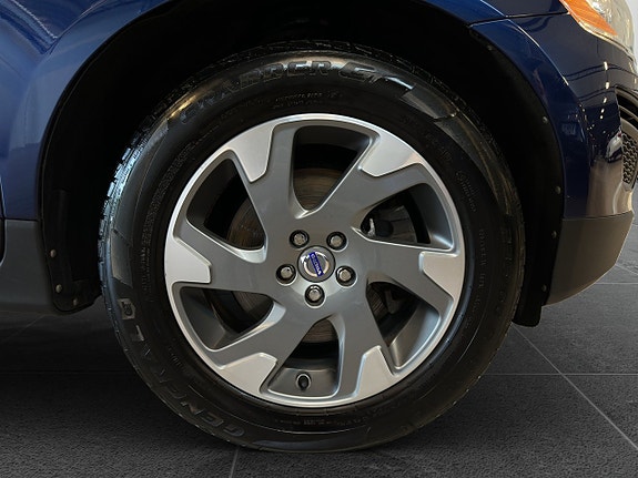 Volvo XC60 5 of 27