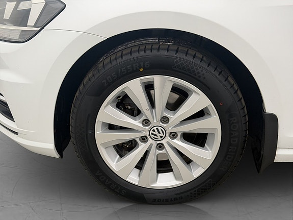 Volkswagen Golf I 26 of 29