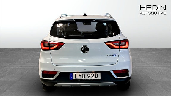 MG ZS EV 7 of 19