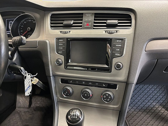 Volkswagen Golf I 17 of 17