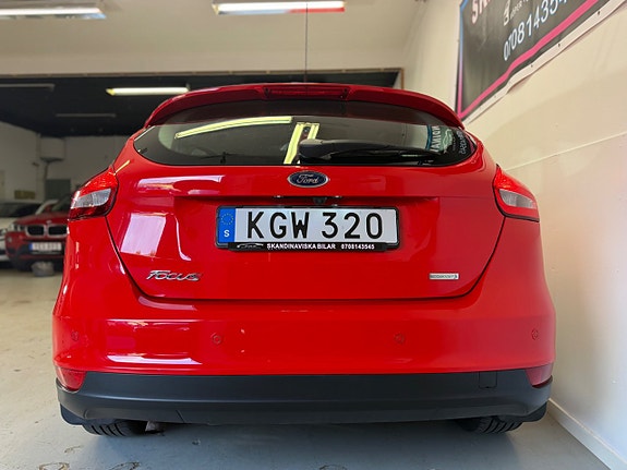 Ford Focus 8 of 18