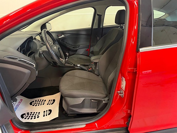 Ford Focus 10 of 18