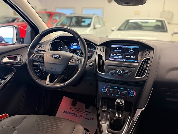 Ford Focus 14 of 18