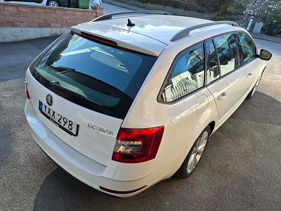 Skoda Octavia 3 of 10