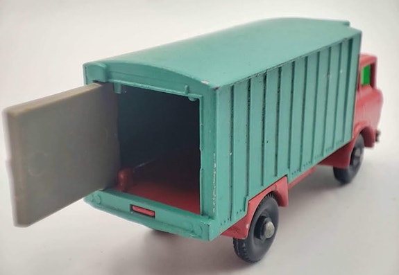 Product image 8 of 9