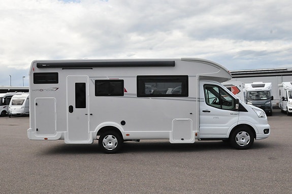 Roller Team KRONOS 274 TL 5 Bältade platser 6 sovplatser Dieselpanna 2 of 14