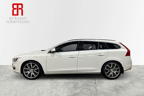 Volvo V60 2 of 6