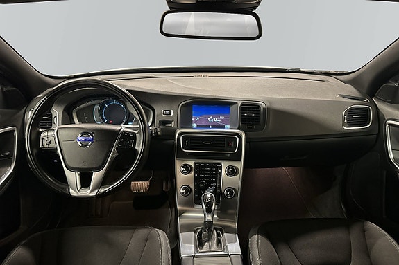 Volvo V60 4 of 6